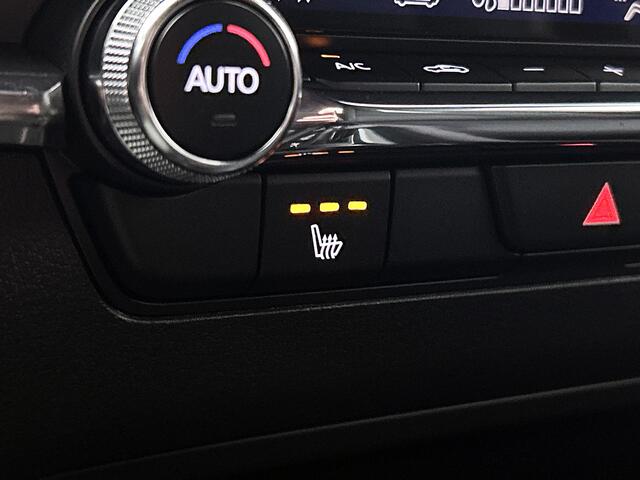 Mazda 3 2.0 e-SkyActiv-G M Hybrid 150 Homura | Head-up Display | Stoelverwarming | Camera |