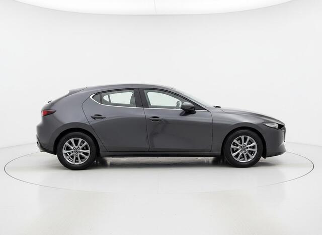 Mazda 3 2.0 e-SkyActiv-G M Hybrid 122 Camera
