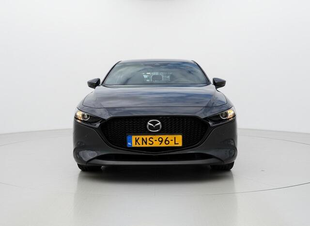 Mazda 3 2.0 e-SkyActiv-G M Hybrid 122 Camera