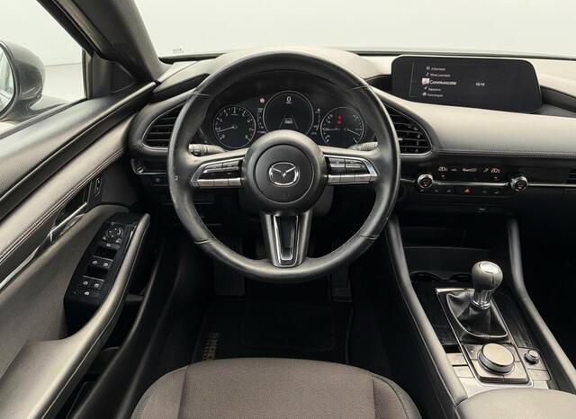 Mazda 3 2.0 e-SkyActiv-G M Hybrid 122 Camera