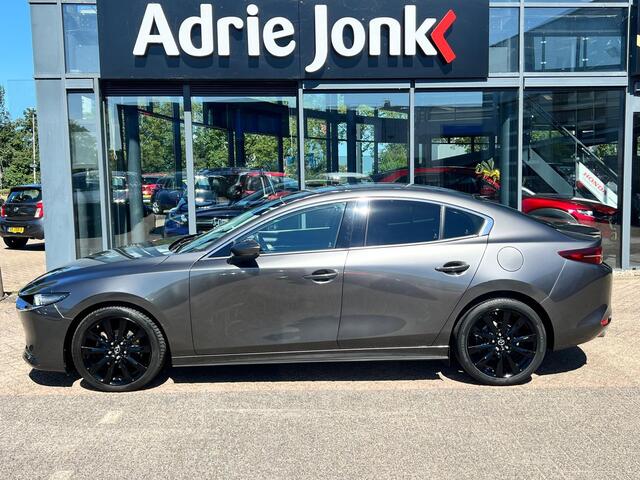 Mazda 3 2.0 e-SkyActiv-G M Hybrid 122 Luxury |18"LM VELGEN | A.CAMERA | LEDER | Bose AUDIO | HEAD-UP DISPLAY | ADAPTIVE CRUISE | APPLE CARPLAY/ANDROID AUTO | NED.AUTO |