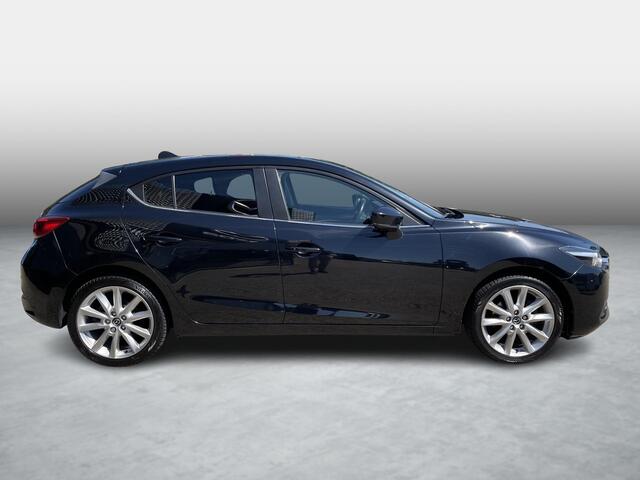 Mazda 3 2.0 SkyActiv-G 120 GT-M , Navi, Leder, Adap.Cruise, Bose, Camera, Stoel/Stuurverwarming, All Season, LMV 18 Inch, HUD, LKA, PDC,