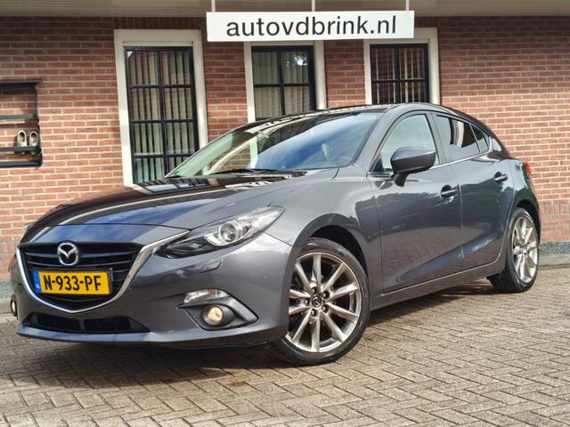 Mazda 3 2.0 NAKAMA, CAMERA / STOELVERWARMING