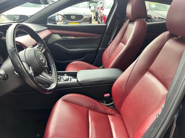 Mazda 3 2.0 e-SkyActiv-X M Hybrid 186 Luxury AUTOMAAT | SUNROOF | AERO PACK | LEDER | Bose AUDIO | APPLE CARPLAY/ANDROID AUTO | A.CAMERA | NED. AUTO |