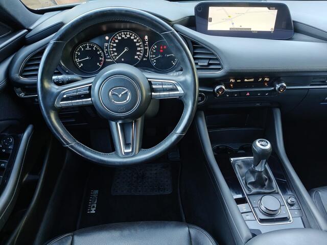 Mazda 3 2.0 SkyActiv-G, CAMERA RONDOM / TREKHAAK / LEER