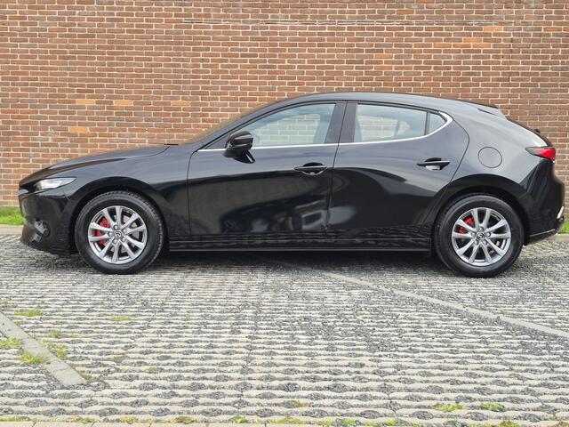 Mazda 3 2.0 e-SkyActiv-X M Hybrid 186 Prime-line NAVI | ACHTERUITRIJCAMERA | APPLE CARPLAY / ANDROID | LED | 16 INCH LMV