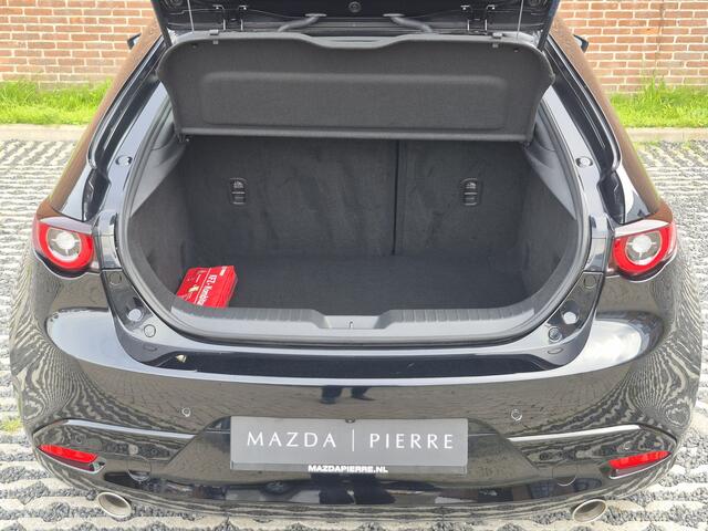 Mazda 3 2.0 e-SkyActiv-X M Hybrid 186 Prime-line NAVI | ACHTERUITRIJCAMERA | APPLE CARPLAY / ANDROID | LED | 16 INCH LMV