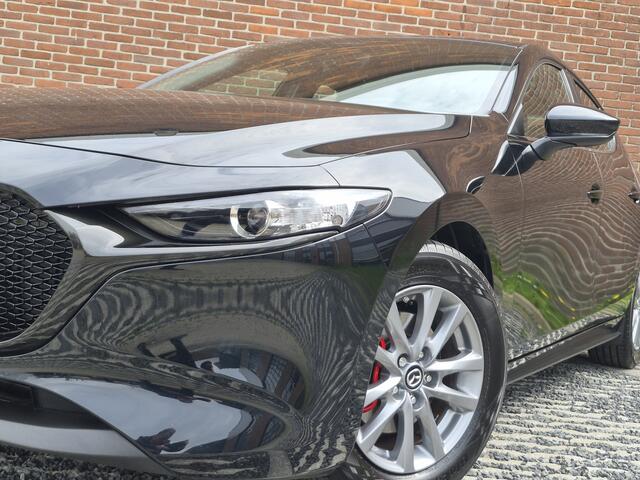 Mazda 3 2.0 e-SkyActiv-X M Hybrid 186 Prime-line NAVI | ACHTERUITRIJCAMERA | APPLE CARPLAY / ANDROID | LED | 16 INCH LMV