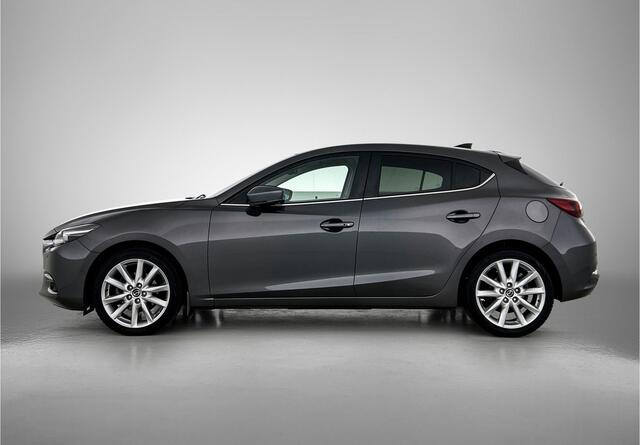 Mazda 3 2.0 SkyActiv-G 120 GT-M | BOSE | Trekhaak | Head-up Display | Navigatie | Stuur-/Stoelverwarming |