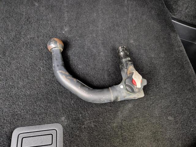 Mazda 6 Sportbreak 2.0 SkyActiv-G 165 Luxury | TREKHAAK | CARPLAY | LEDER | HEAD-UP | STOELKOELING |