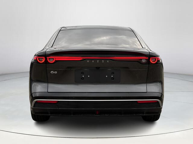 Mazda 6 6e Takumi Long Range 80 kWh | Zwart leder | 360 Camera | Geheugenstoelen | Panorama Dak | Headupdisplay | Adaptieve Cruise control | Sony premium audio | Dodehoeksensoren | Trekhaak |