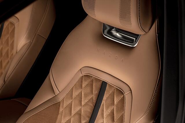 Mazda 6 6E Takumi Plus Long range 245pk / 80kWh / SNELLADEN / 552 KM ACTIE