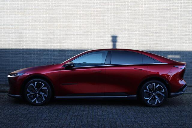 Mazda 6 6e Takumi 68.8 kWh Navigatie, Climate/Cruise Control, Elektr. Achterklep, HUD, Dodehoek detectie, Draadloos telefoonlader, Luxe lederen bekleding, Stoel/Stuur verw.