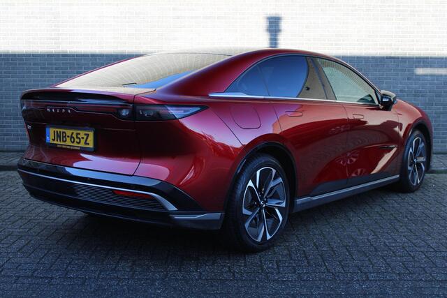 Mazda 6 6e Takumi 68.8 kWh Navigatie, Climate/Cruise Control, Elektr. Achterklep, HUD, Dodehoek detectie, Draadloos telefoonlader, Luxe lederen bekleding, Stoel/Stuur verw.