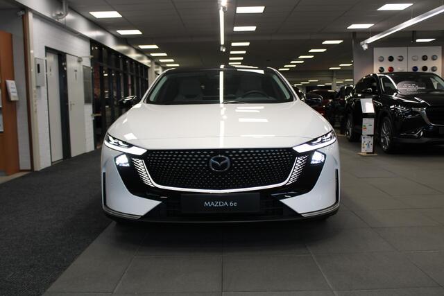 Mazda 6 6e Takumi 68.8 kWh , Nieuwe Auto, 10 KM, Voorraadvoordeel ¤ 4.194-, Leder, Adap.Cruise, Sony, Navi, Apple Carplay, 360 Camera, HUD, Stoelverwarming/ventilatie, LMV 19 Inch
