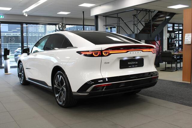 Mazda 6 6e Takumi 68.8 kWh , Nieuwe Auto, 10 KM, Voorraadvoordeel ¤ 4.194-, Leder, Adap.Cruise, Sony, Navi, Apple Carplay, 360 Camera, HUD, Stoelverwarming/ventilatie, LMV 19 Inch