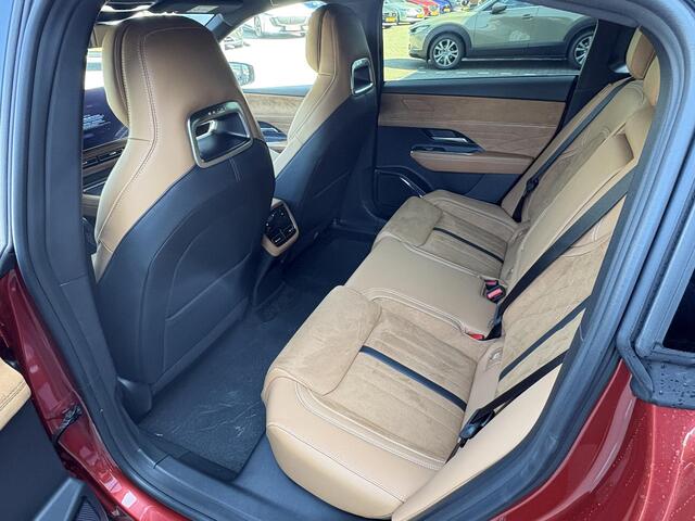 Mazda 6 6e Takumi Plus 68.8 kWh Haagstad netto deal! (huidige nieuwprijs ¤48.340)