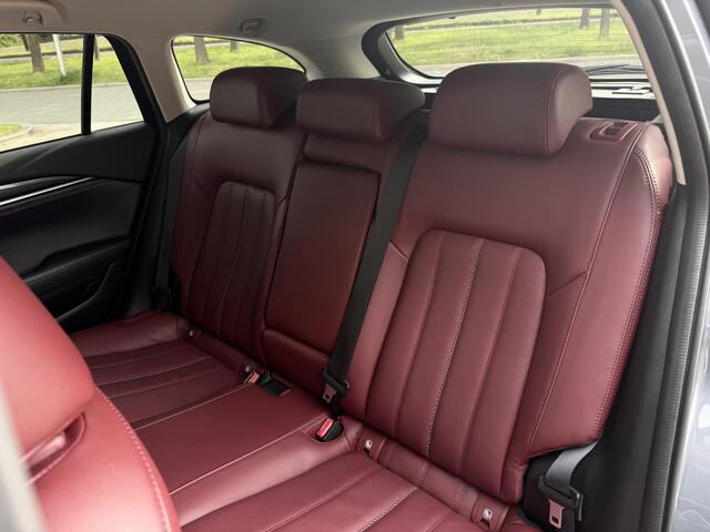 Mazda 6 Sportbreak 2.0 SkyActiv-G 165 Luxury / Automaat / Camera / Carplay / verw. & gev. v. stoelen / Leder /