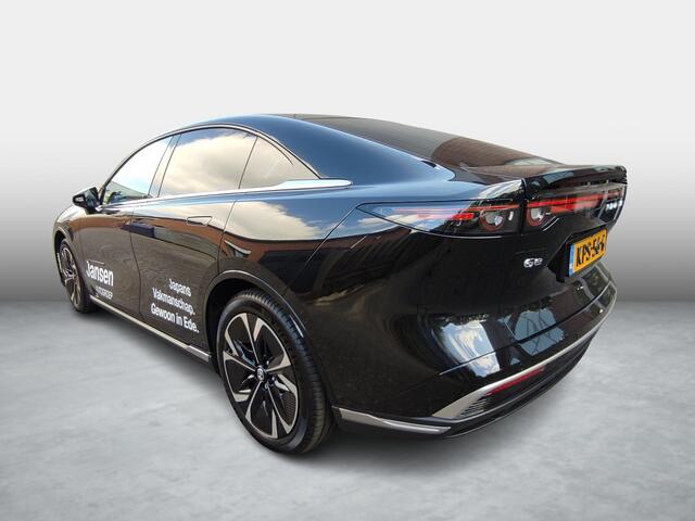 Mazda 6 6e Takumi Long Range 80 kWh Demo van ¤42.938,= voor ¤38.938,=
