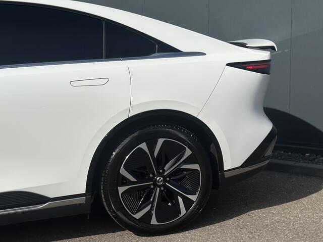 Mazda 6 6e Takumi Business Edition / 479 km Actieradius / 258Pk