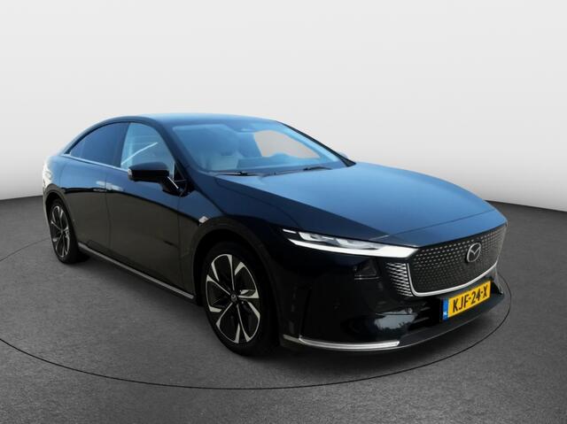 Mazda 6 6e Takumi Longe Range 80kWh tot wel 552km actieradius! *demo*