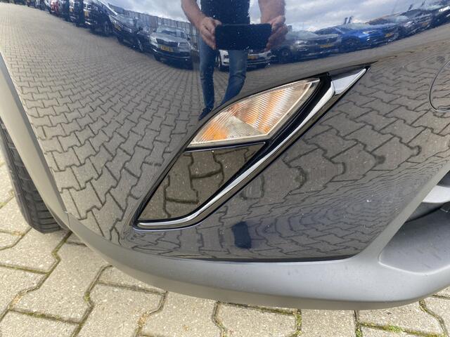 Mazda CX-3 2.0 SkyActiv-G 120 Sport Selected Stoelverwarming , Pdc