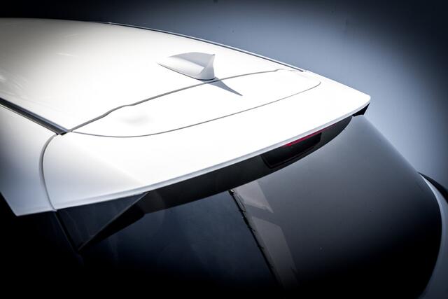 Mazda CX-3 2.0 122 PK SkyActiv-G 120 GT-M | Zwart Leer | 2 e Eign | Automaat | Ned Auto | 29DKM | Trekhaak | Hoge zit / Instap | Clima | Navi | Leer | Camera | Pdc | 18 Inch Lmv |