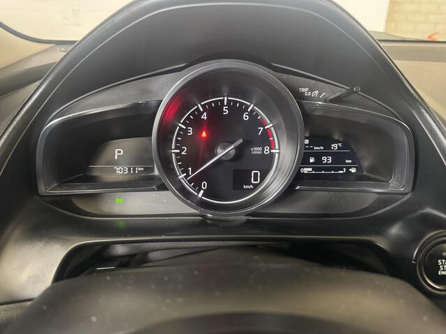 Mazda CX-3 2.0 SkyActiv-G 121 Luxury | Trekhaak | Achteruitrijcamera | Stoelverwarming | Navigatie |