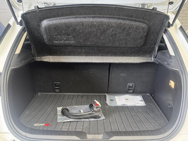 Mazda CX-3 2.0 SkyActiv-G 121 Luxury | Trekhaak | Achteruitrijcamera | Stoelverwarming | Navigatie |