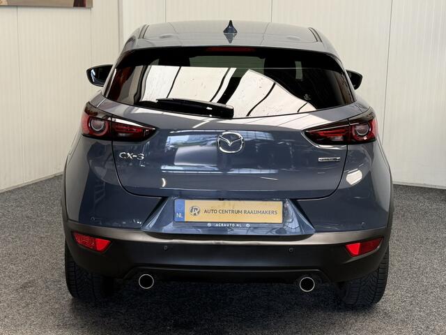 Mazda CX-3 2.0 SKYACTIV-G 121 LUXURY NAVIGATIE CRUISE CONTROL HEAD-UP DISPLAY KEYLESS GO RIJSTROOKSENSSOREN DODEHOEKSENSOREN ACHTERUITRIJCAMERA ZEER MOOI !!