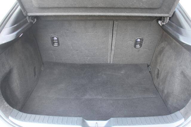 Mazda CX-30 2.0 e-SkyActiv-G M Hybrid Airco, cruise, AppleCarPlay/AndroidAuto, navigatie, PDC achter