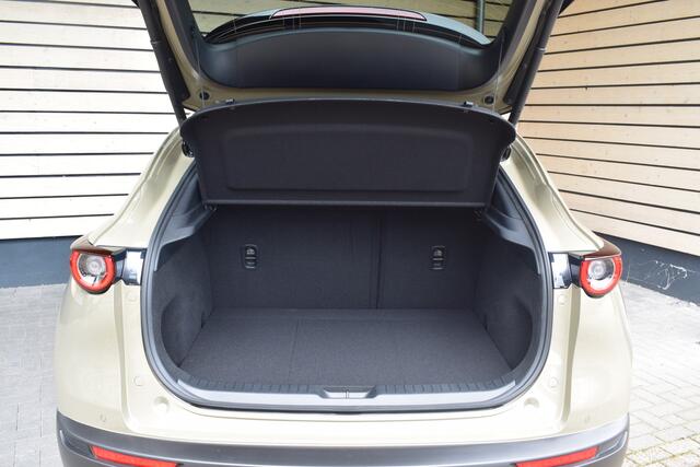 Mazda CX-30 2.5 e-SkyActiv-G M Hybrid Nagisa 140PK Automaat - Black Edition - Nu met ¤ 3.000,- Voorraad Korting