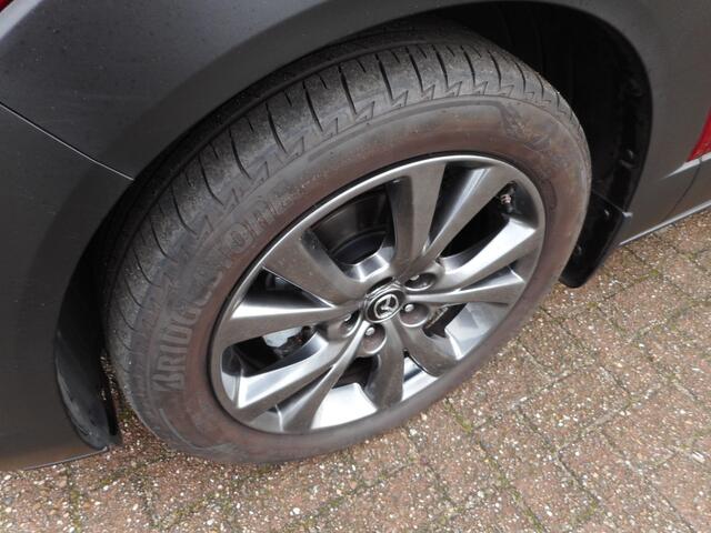 Mazda CX-30 2.0 e-SkyActiv-X M Hybrid Luxury 360 gr camera