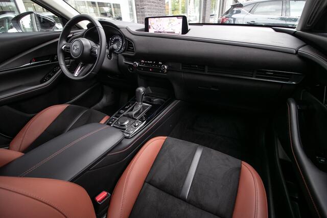 Mazda CX-30 2.0 e-SkyActiv-G M Hybrid Nagisa - All-in rijklrprs | Bose | elekt. stoelen | Adapt. cruise