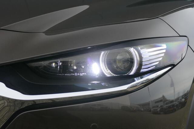 Mazda CX-30 2.0 e-SkyActiv-X M Hybrid Luxury | Adapt. Cruise | Afn. Trekhaak | Apple/Android | Bose | Camera | RIJKLAARPRIJS!!