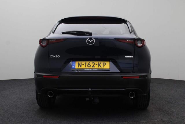 Mazda CX-30 2.0 e-SkyActiv-X M Hybrid Comfort 2021 | Goed Onderhouden | Trekhaak | Navigatie | DAB Radio | Adaptive Cruise Control | Stuurwiel Bediening | Stoelverwarming | Achteruitrij Camera | 2 Sleutels