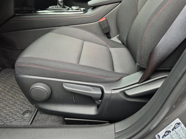 Mazda CX-30 2.0 e-SkyActiv-X M Hybrid Homura | Navigatie | Privacy glass | Head-up display | Stoelverwarming | Elektrische achterklep |