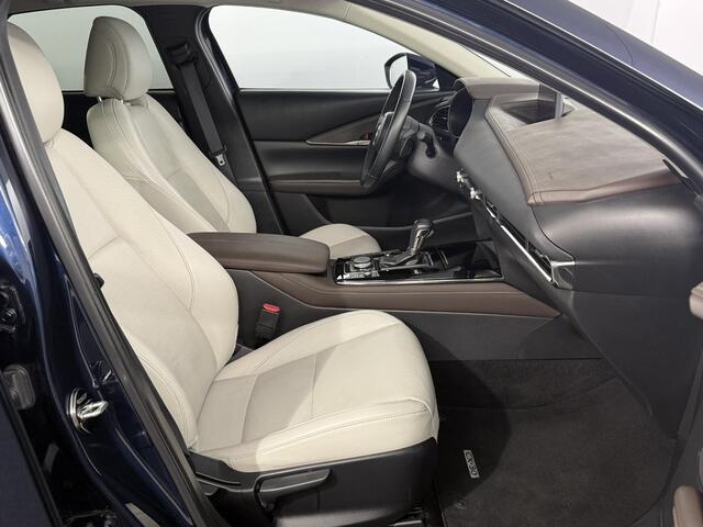 Mazda CX-30 2.0 e-SkyActiv-X M Hybrid Luxury / Automaat / Schuifdak / Bose Premium / Leder / Navigatie