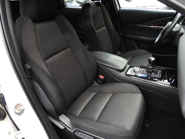 Mazda CX-30 2.0 E-SKYACTIV-G HYBRID COMFORT TREKH/CARPLAY/PARELMOER