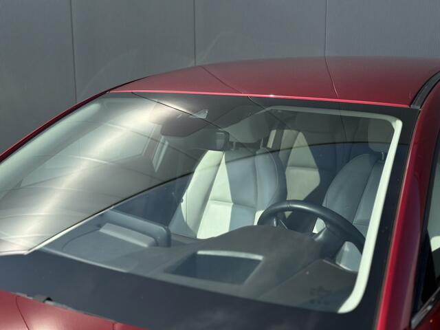 Mazda CX-30 2.0 SkyActiv-X Luxury / Wit Leer!