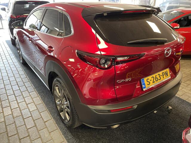 Mazda CX-30 2.0 e-SkyActiv-X M Hybrid Luxury , Automaat, Trekhaak, I Activesense pakket, Leder, Stoelverwarming, Stuurverwarming, Adap. Cruise, Bose, HUD, Clima, Navi, Apple Carplay, LMV 18 Inch, All Season