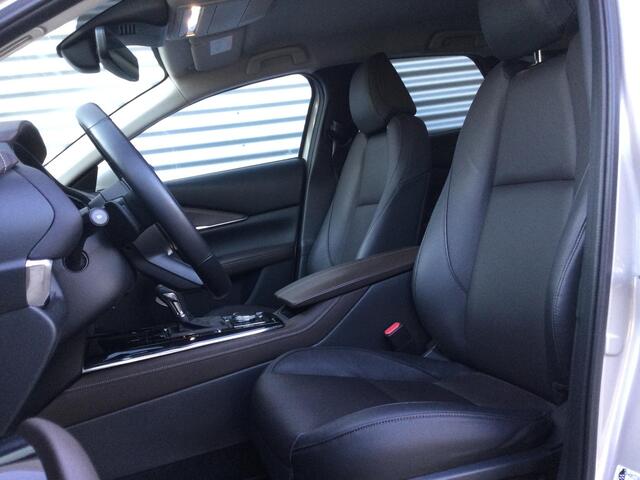 Mazda CX-30 2.0 e-SkyActiv-X M Hybrid Luxury | Leder | AllseasonBanden | 360Camera |