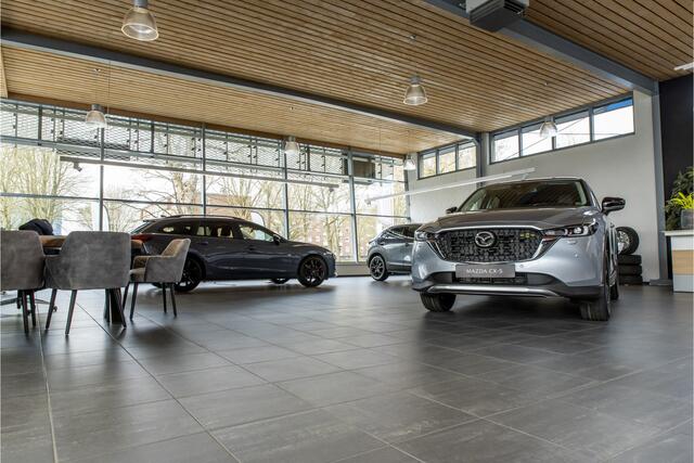 Mazda CX-30 2.0 e-SkyActiv-X M Hybrid Luxury - I-Activsense pack - All season banden - 1e eigenaar