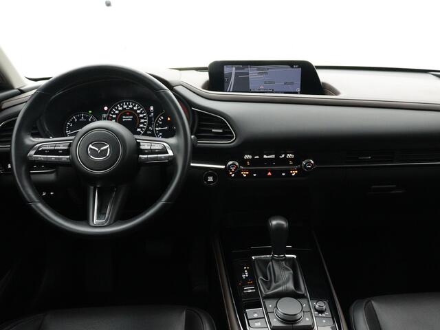 Mazda CX-30 2.0 e-SkyActiv-X M Hybrid Luxury | Schuif-kantel dak | Leder | Trekhaak | 1e eigenaar | NL auto