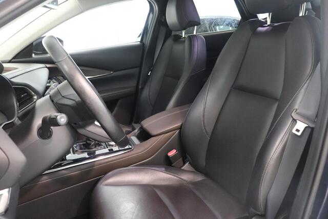 Mazda CX-30 2.0 e-SkyActiv-X M Hybrid Luxury | Camera | BOSE audio | Leder | Climatronic | Apple Carplay Android Auto | LED |