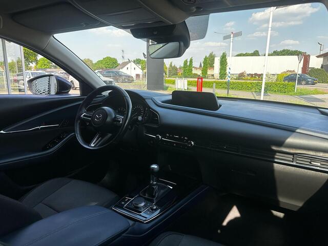 Mazda CX-30 2.0 e-SkyActiv-X M Hybrid Comfort | TREKHAAK AFNEEMBAAR | CAMERA | STOELVERWARMING |