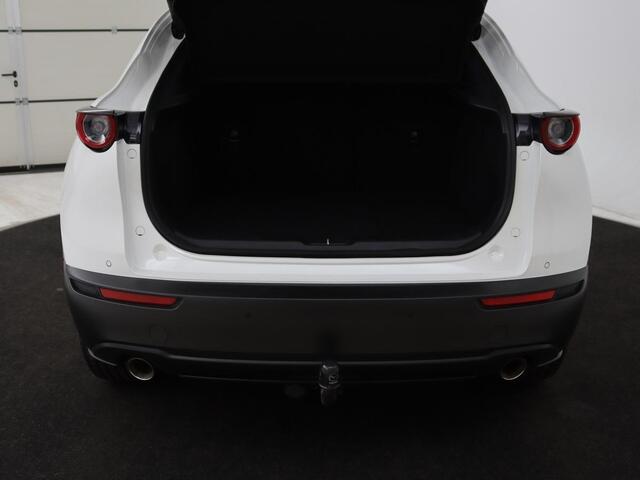 Mazda CX-30 2.0 e-SkyActiv-X M Hybrid Luxury | Leder | Camera | Stoel & Stuurverwarming | Head-up | Lane assist | Trekhaak | Bose audio