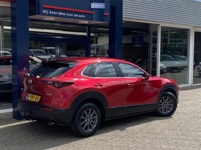 Mazda CX-30 2.0 e-SkyActiv-G M Hybrid Comfort / NL-Auto / Adaptieve Cruise-Control / Stoelverwarming / Stuurverwarming / Climate-Control / Apple-Carplay & Android-Auto / Head-Up-Display / DAB Radio-Bluetooth / Navi / Afneembare-Trekhaak / Dodehoek-Detectie / PDC V+A 