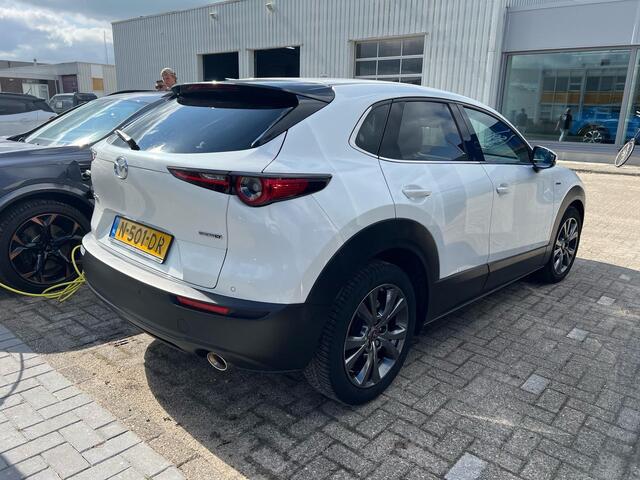 Mazda CX-30 2.0 e-SkyActiv-X M Hybrid 100th Anniversary Ed. 180 Pk | Schuif/Kantel dak | Adaptive Cruise Control | Lederen Bekleding | Elek. Achterklep |