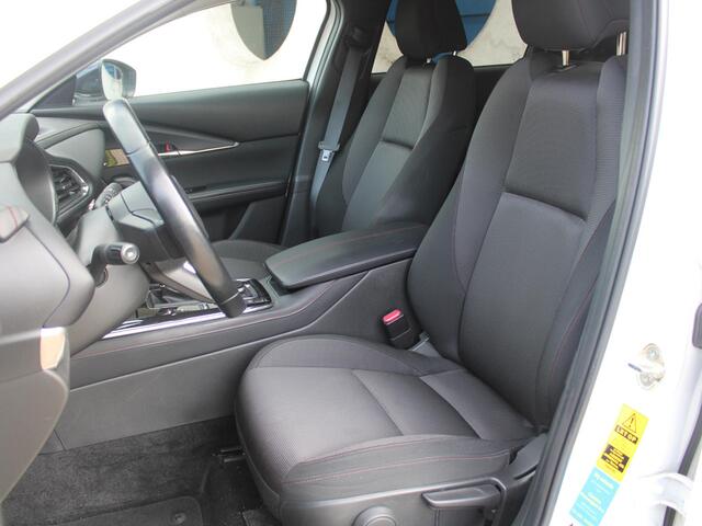 Mazda CX-30 2.0 e-SkyActiv-X M Hybrid Sportive | TREKHAAK | NAVIGATIE | ACHTERUITRIJCAMERA |